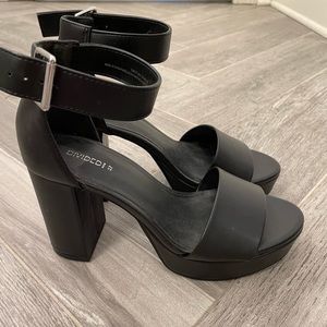 Black sandal heels